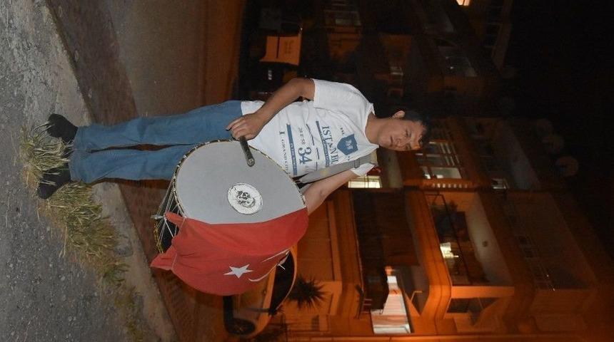 Ramazan Davulcuları İzmir&rsquo;de G&ouml;reve Başladı