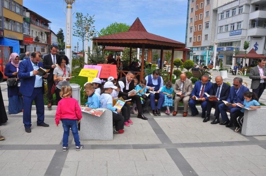Rize&rsquo;de &lsquo;&rsquo;okumak Yaşamaktır&rsquo;&rsquo; Adlı E-twinning Projesi Başlatıldı
