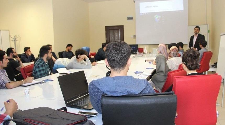 Erciyes Teknopark Firmaları, Meetup Etkinliklerinde Buluştu