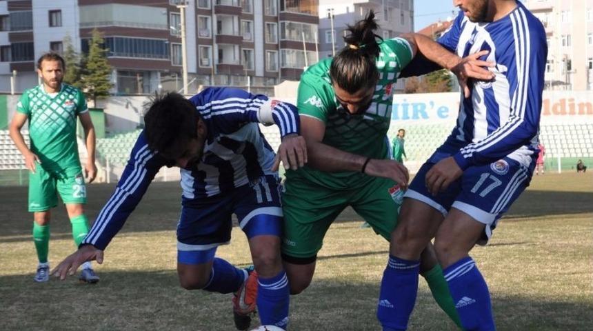 Bal: Kırşehir Belediyespor: 3 - Sincan Belediyespor: 1