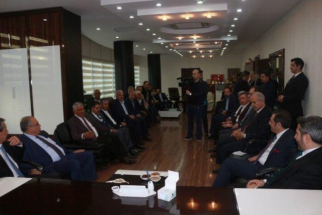 Tobb Başkanı Hisarcıklıoğlu Atso’nun Çalışmaları Hakkında Bilgiler Aldı