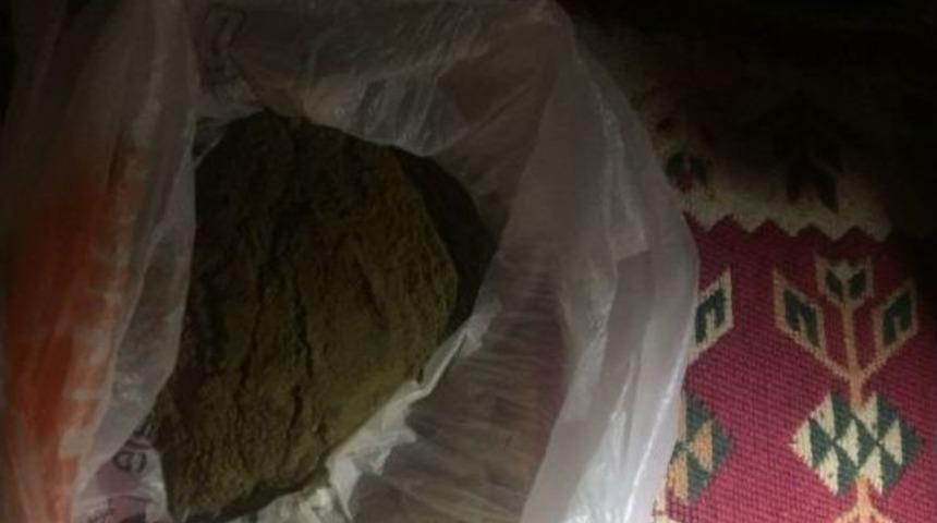 Sahur Vakti Bonzai İçerken Jandarmaya Yakalandılar