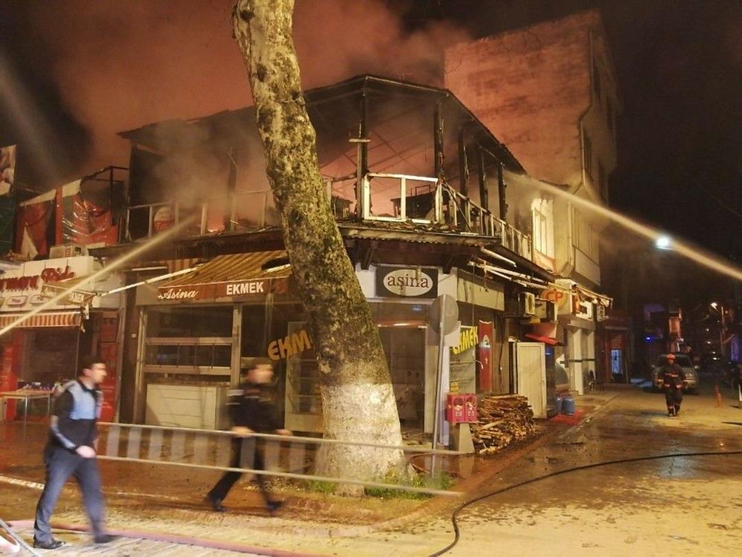 Pide Salonu K&uuml;le D&ouml;nd&uuml;