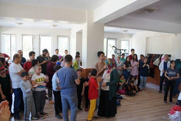 Engelleri Kaldırdılar, Gönüllerince Eğlendiler G1