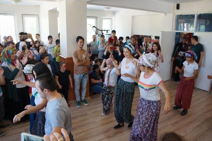 Engelleri Kaldırdılar, Gönüllerince Eğlendiler G2