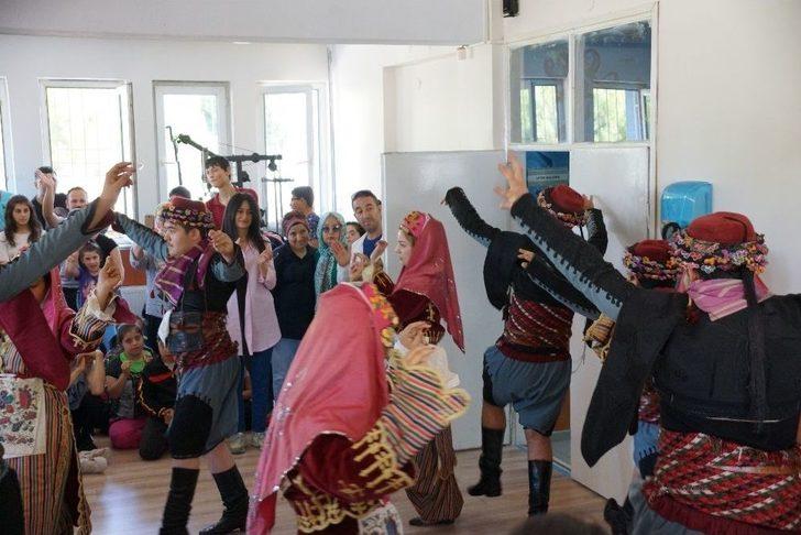 Engelleri Kaldırdılar, Gönüllerince Eğlendiler G5