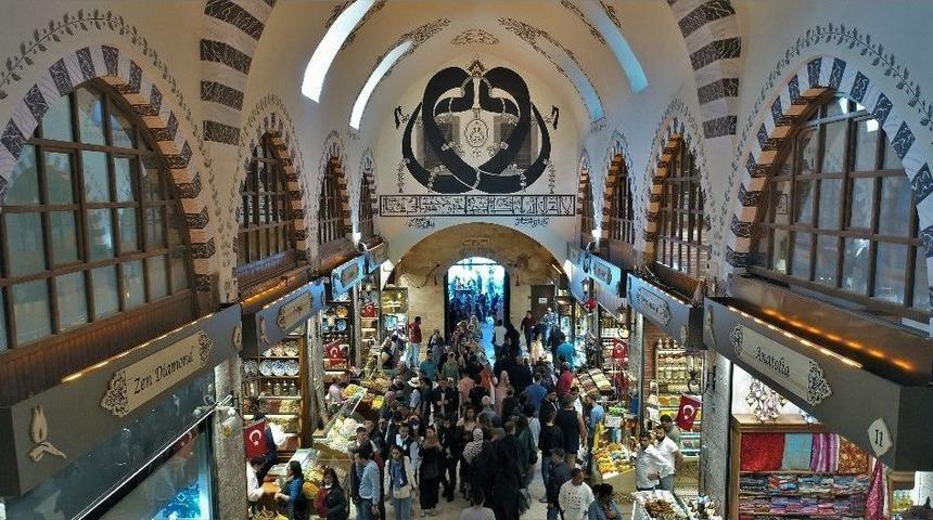 Tarihi Mısır &Ccedil;arşısı&rsquo;nın Sembol&uuml; &rsquo;vav&rsquo; Havadan G&ouml;r&uuml;nt&uuml;lendi