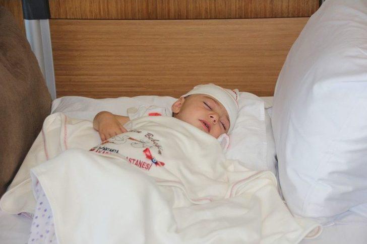 Hatay’da Kafatası Büyüyen Minik Zeynep Sağlığına Kavuştu G2