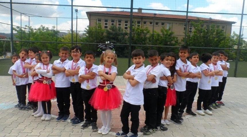 Gerc&uuml;ş&rsquo;te Miniklerden &lsquo;okuma Bayramı&rsquo; Etkinliği