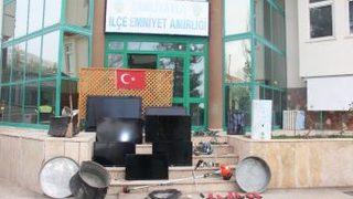 Çamlıyayla’daki Ev Hırsızları Yakalandı