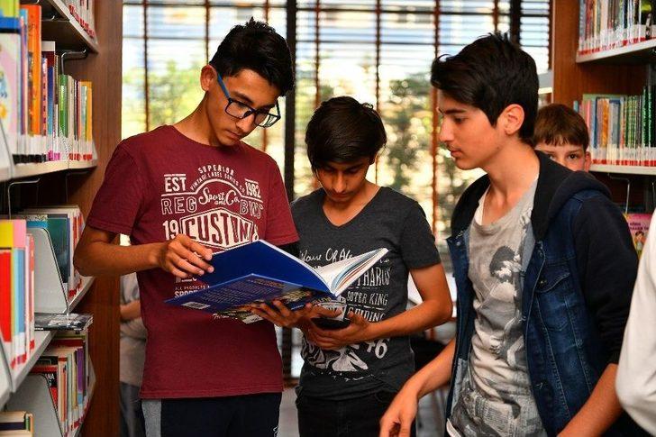 Beylikdüzü’nün 12’nci Kütüphanesi Marmara Mahallesi’nde Açıldı G2