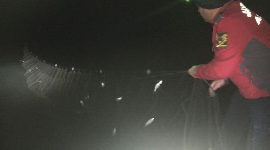 İznik G&ouml;l&uuml;&rsquo;nde Ka&ccedil;ak Av N&ouml;beti