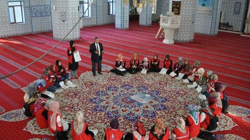 &ldquo;damla Projesi&rdquo; G&ouml;n&uuml;ll&uuml;leri M&uuml;ft&uuml; Kulaz&rsquo;ı Ziyaret Etti