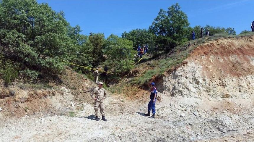 &Ccedil;alı S&uuml;p&uuml;rgesi Toplamak İ&ccedil;in Gittiği Ormanlık Alanda Cesedi Bulundu