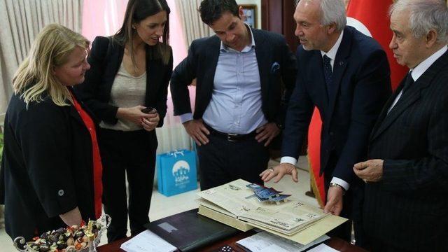 Başkonsolos Hendrich’e Kütahya Atlası