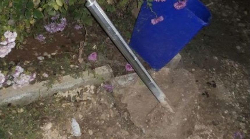 Mezarlıkta Hırsızlık