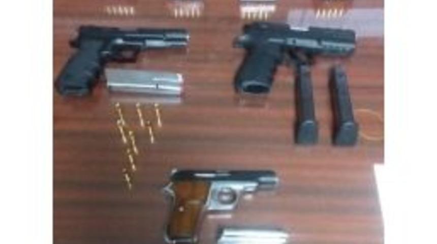 İş Yerine Silah Baskını: 1 G&ouml;zaltı