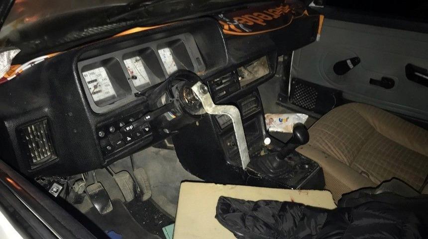 Direksiyonsuz Otomobille Dehşet Sa&ccedil;tı