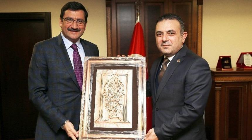 Ke&ccedil;i&ouml;ren Belediye Başkanı Ak&rsquo;tan Sincan Belediye Başkanı Ercan&rsquo;a Ziyaret