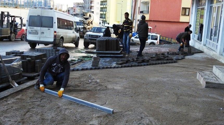 Şırnak&rsquo;ta Kaldırım Yapım &Ccedil;alışmalarında Sona Gelindi