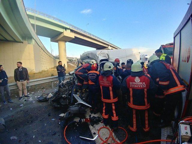 Basın Ekspres Yolunda Feci Kaza 2