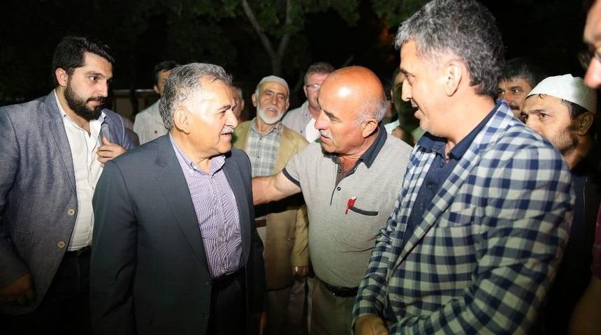 Başkan B&uuml;y&uuml;kkılı&ccedil; H&uuml;rriyet Mahallesi&rsquo;nde