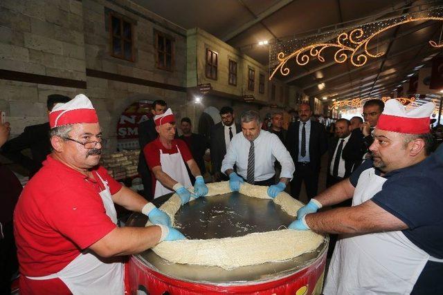 Başkan Çelik ’telteli’ Açtı