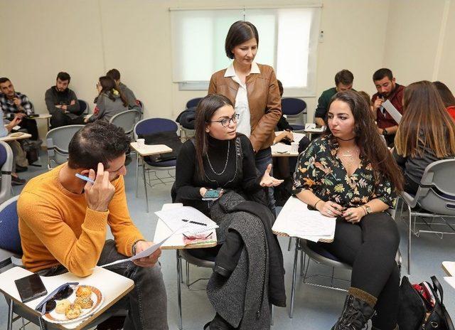 Kadına Şiddete Karşı Turuncu Renk Sınav Kağıtları Dönemi