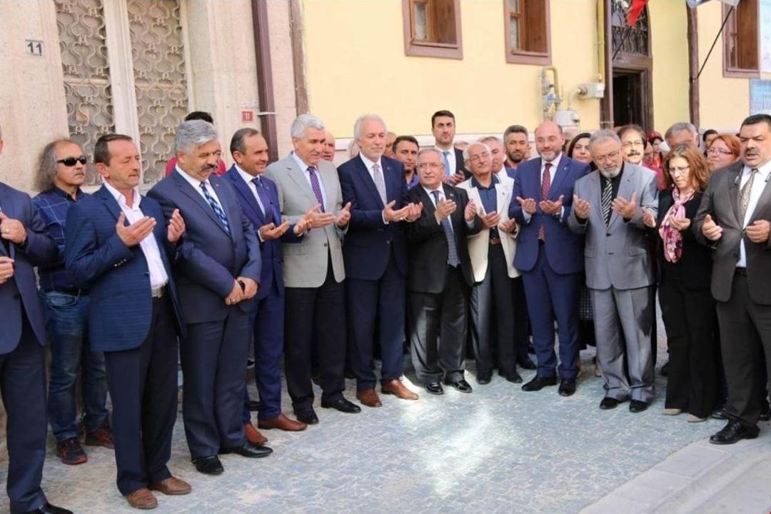 K&uuml;tahya K&uuml;lt&uuml;r Ve Sanat Evi A&ccedil;ıldı