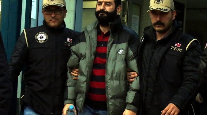 Fet&ouml;&rsquo;den Aranan Alanya Eski Kaymakamı İstanbul&rsquo;da Yakalandı