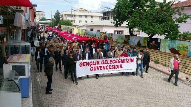 Sason’da Gençlik Yürüyüşü Düzenlendi