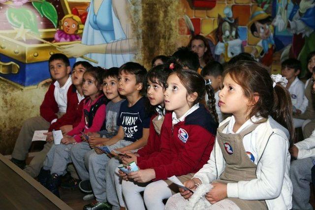 Yenimahalleli Çocuklar Haklarını Çocuk Müzesi’nde Öğrendi