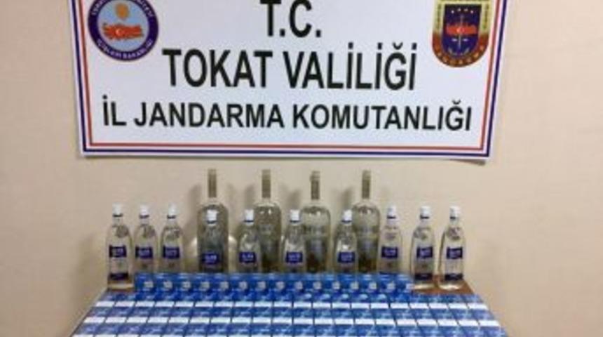 Azeri Yolcunun Valizinden 180 Paket Sigara, 12 Litre İ&ccedil;ki &Ccedil;ıktı