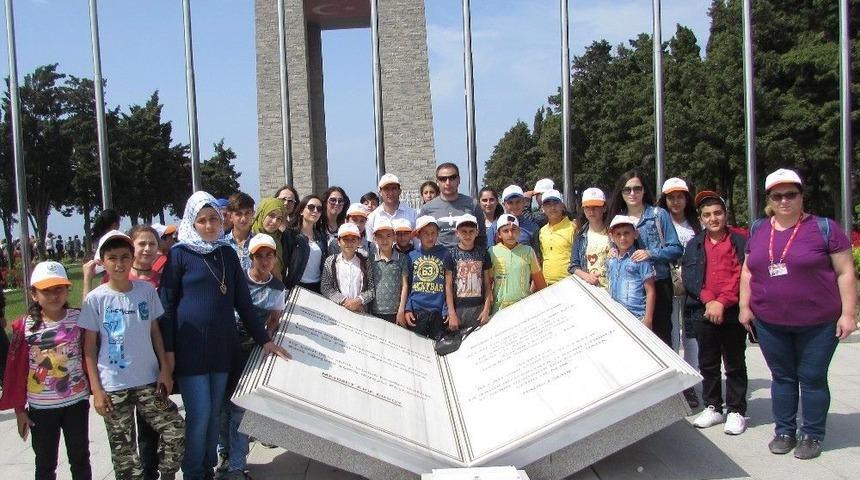 Saruhanlı Belediyesinden &Ouml;ğrencilere &Ccedil;anakkale Gezisi