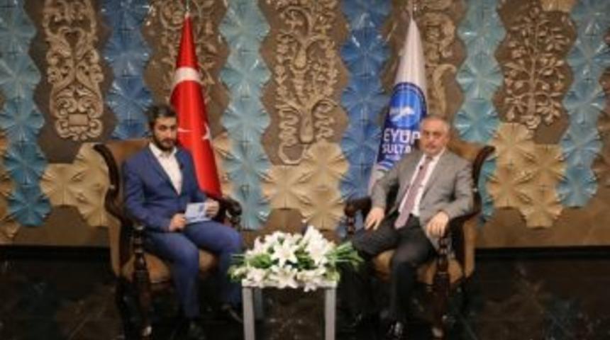 Ey&uuml;psultan&rsquo;a Yatay Mimariyi Esas Alan Projeler Geliyor