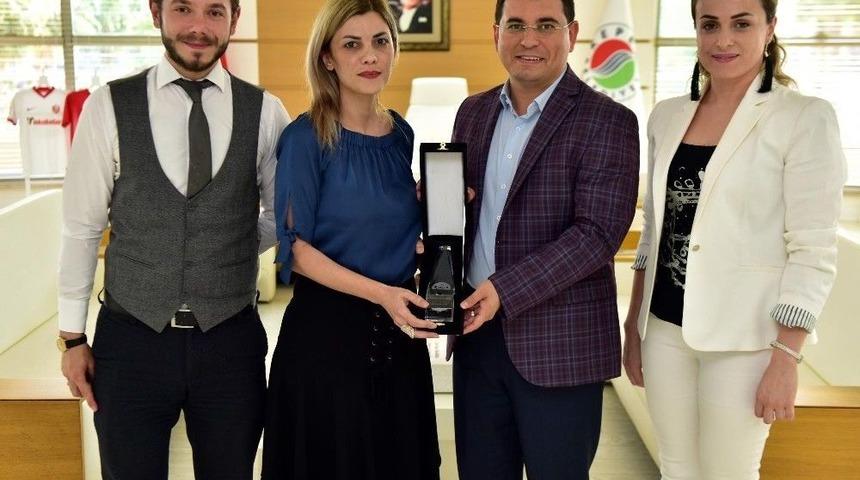 Anadolu Oyuncak M&uuml;zesine &Ouml;d&uuml;l