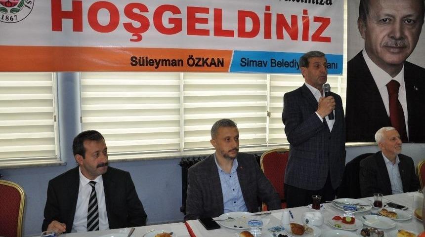 Başkan &Ouml;zkan Eğitimcilerle Buluştu