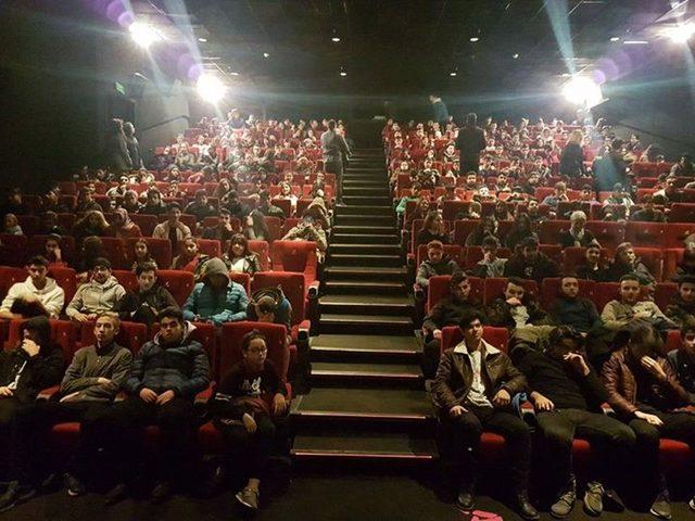 &lsquo;ayla&rsquo;nın Hikayesi &Ouml;ğrencilere Duygu Dolu Anlar Yaşattı 1