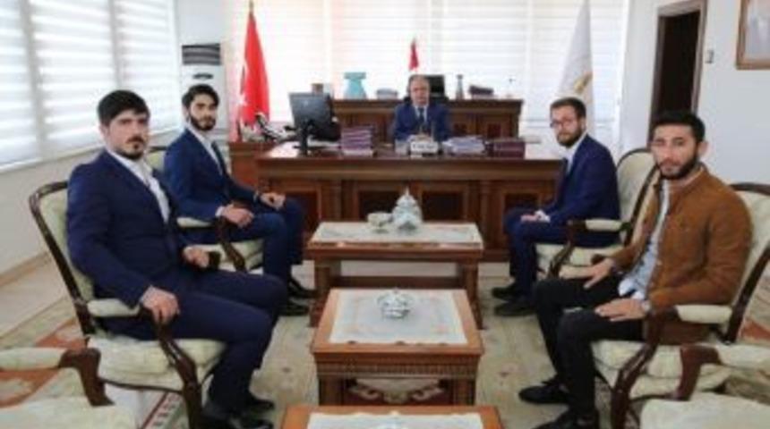 Şaphane Meslek Y&uuml;ksekokulu &Ouml;ğrencileri, Vali Ahmet Hamdi Nayir&rsquo;i Ziyaret Etti