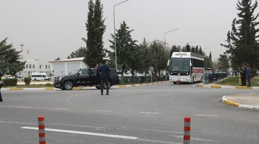 Başbakan Yıldırım Gaziantep&rsquo;te