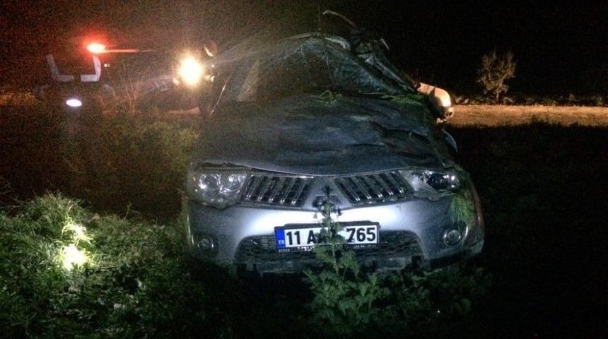 Osmaneli&rsquo;de Hafif Ticari Ara&ccedil; Takla Attı, 5 Yaralı