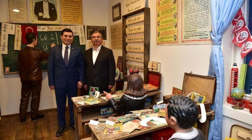 Bakan Yılmaz, Anadolu Oyuncak M&uuml;zesi&rsquo;nde