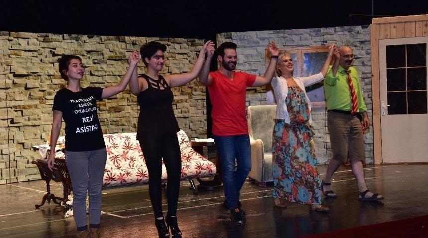 &ldquo;can Erik&rdquo; Adlı Oyun Tiyatro Severlerle Buluştu