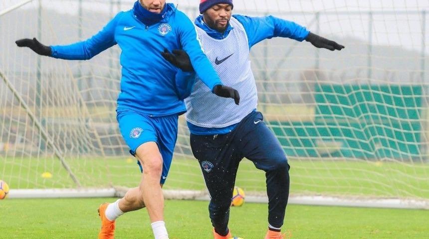 Kasımpaşa, G&ouml;ztepe Ma&ccedil;ı Hazırlıklarını S&uuml;rd&uuml;rd&uuml;