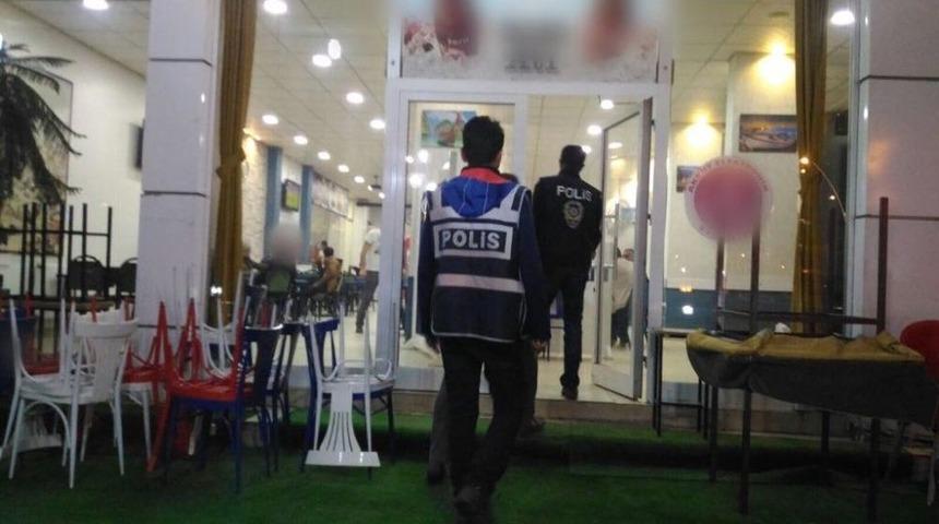 Mardin Polisinden &Ccedil;ocuk Ve Gen&ccedil;ler İ&ccedil;in Denetim