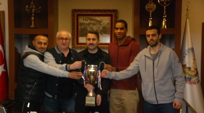 Tokat Belediye Plevnespor 1 Yıl Aradan Sonra Efeler Liginde