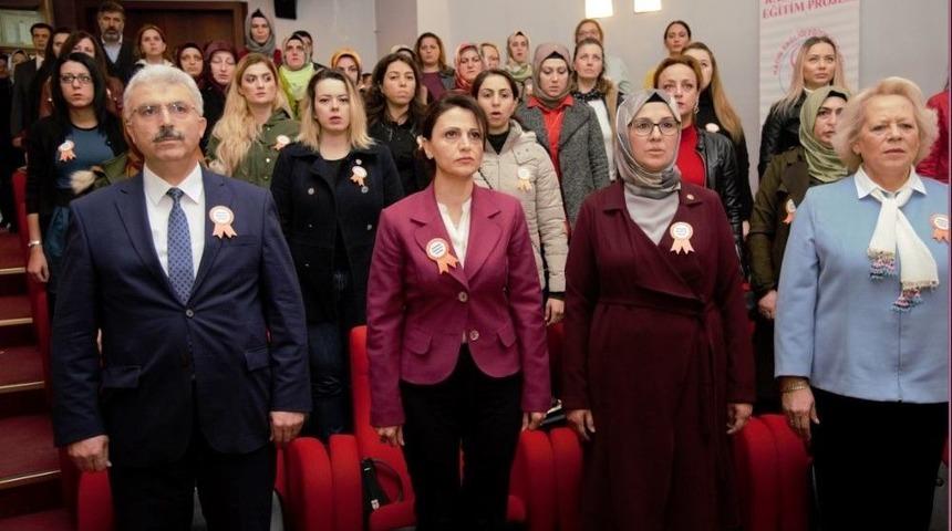 Kadın Sağlığı Ve Kadına Şiddet Kocaeli&rsquo;de Konuşuldu