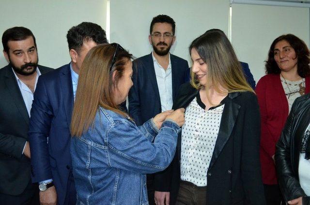 Didim Ak Parti’de 26 Yeni Üyeye Rozet Töreni Düzenlendi