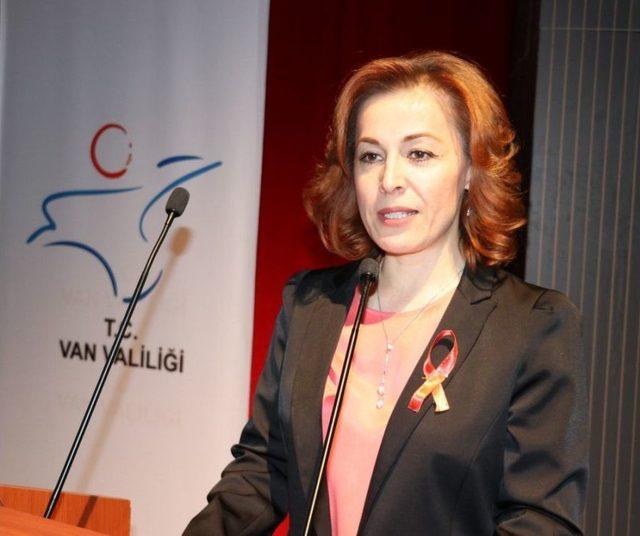 Van&rsquo;da &lsquo;kadın Ve Şiddet&rsquo; Programı 1