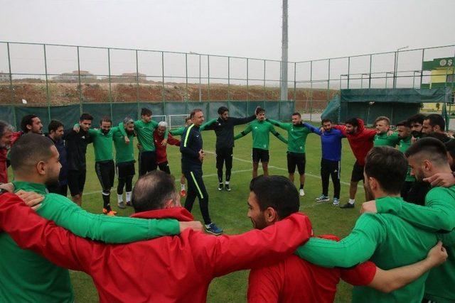 Şanlıurfaspor, Karşıyaka Maçının Hazırlıklarını Sürdürüyor